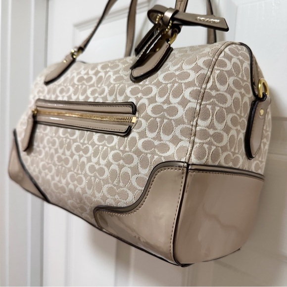 Coach Poppy Signature East West Satchel Champagne Tan Patent Leather - Picture 4 of 11